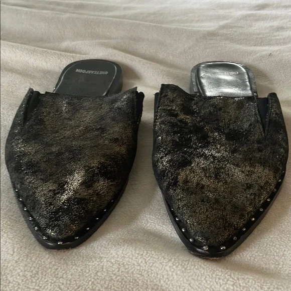 One Teaspoon Black Gold Crackled Metallic Nail Detailing Slip On Mules - Picture 4 of 15